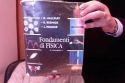 Libro usato in vendita Fondamenti di FISICA D.Halliday, R.RESNICK, J.WALKER