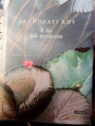 Libro usato in vendita Il dio delle piccole cose Arundhati Roy